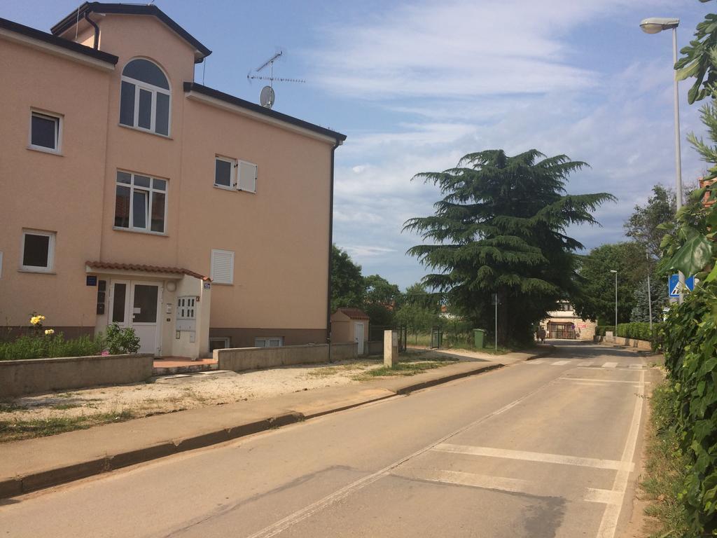 Kvajera Apartment Пореч Экстерьер фото